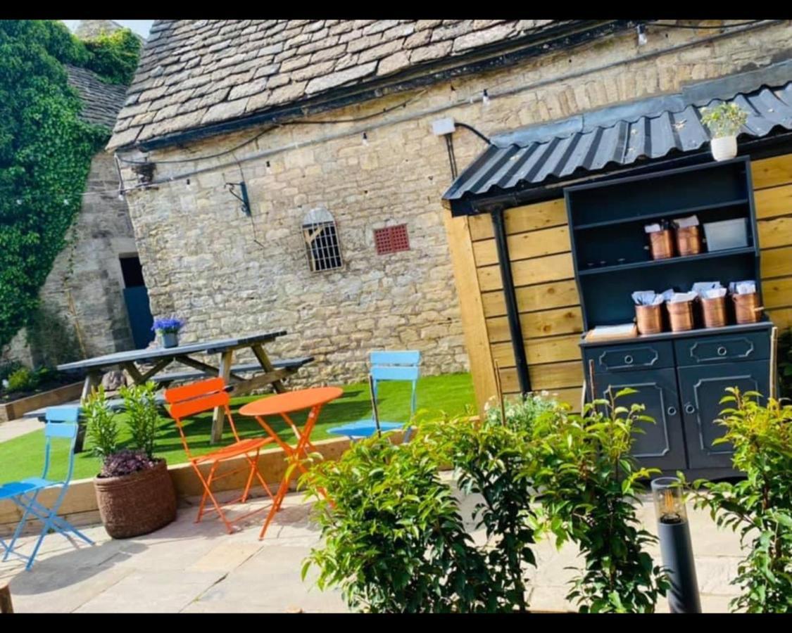 The Rose & Crown Farmhouse Kitchen Nympsfield Екстериор снимка