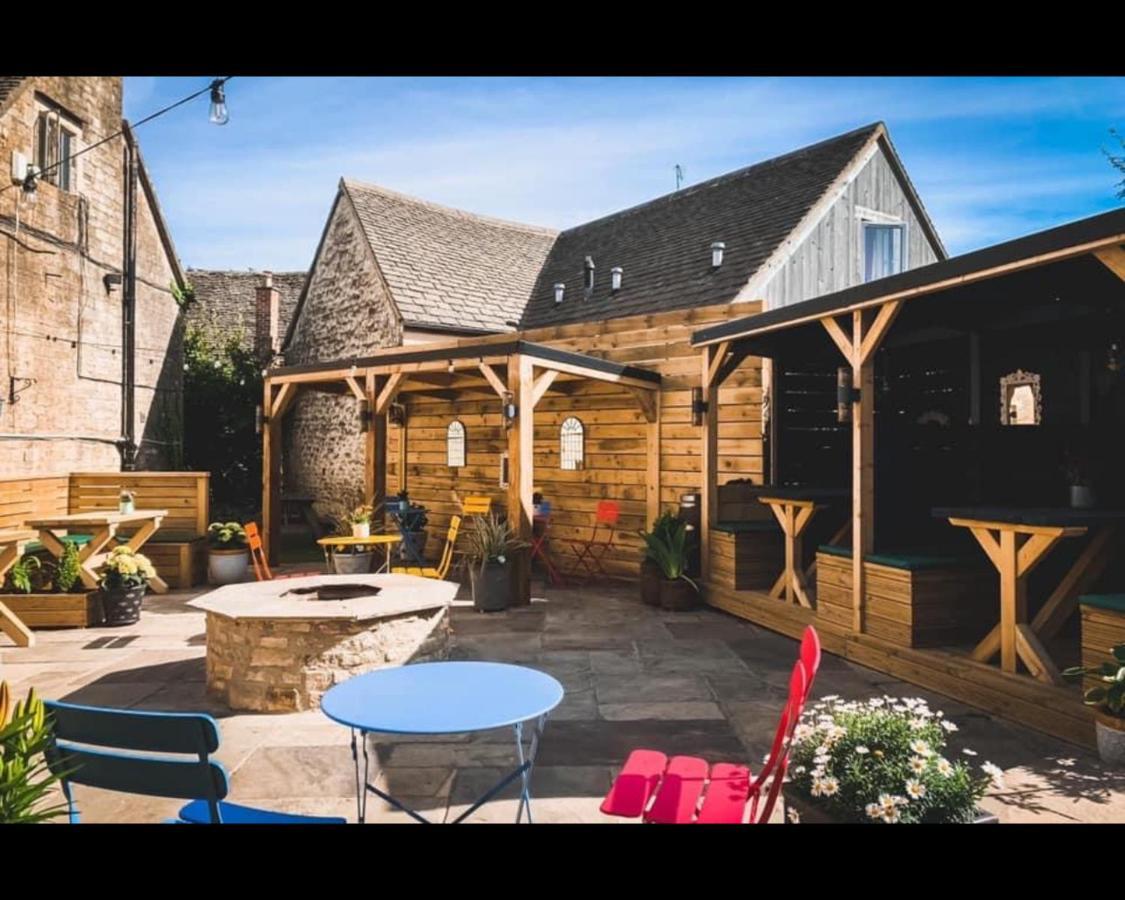 The Rose & Crown Farmhouse Kitchen Nympsfield Екстериор снимка