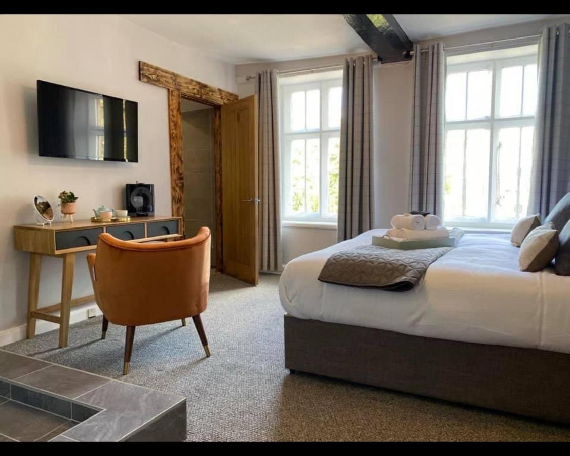 The Rose & Crown Farmhouse Kitchen Nympsfield Екстериор снимка