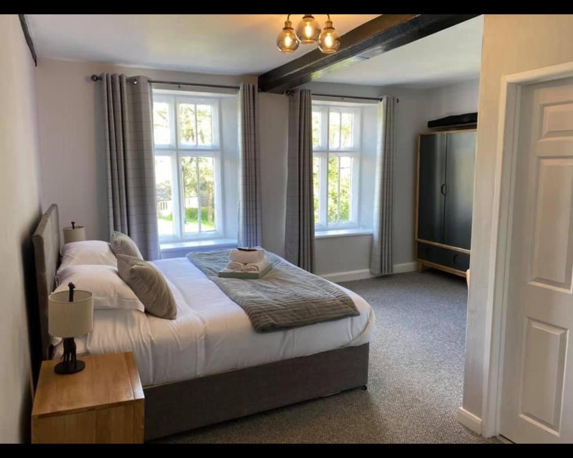 The Rose & Crown Farmhouse Kitchen Nympsfield Стая снимка